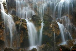 水仙子·重觀瀑布