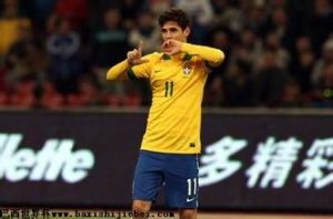 伯納德·庫莫德茲 伯納德·庫莫德茲