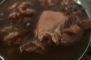 核桃燉雞 核桃燉雞