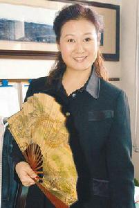 黃曉娟[瀋陽軍區政治部前進文工團團長]