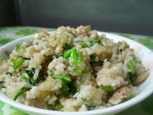 油菜榨菜肉炒飯