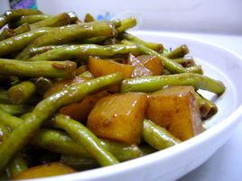 土豆燜豆角 土豆燜豆角