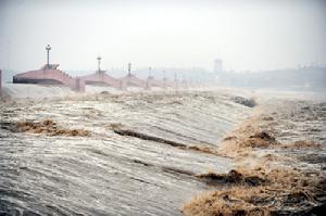山東省臨沂市境內的世界第一橡膠壩