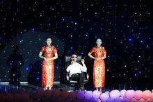 火焱藝術團承辦的迎新晚會