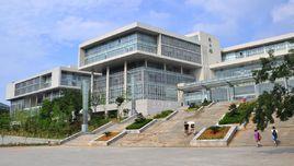 四川輕化工大學圖書館 四川輕化工大學圖書館