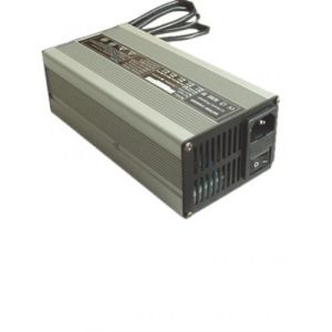 電動機車充電器