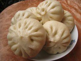 豬肉芹菜包子 豬肉芹菜包子