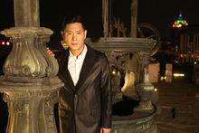 馮國強《博物館之夜》