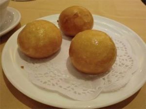 脆皮奶黃包 脆皮奶黃包