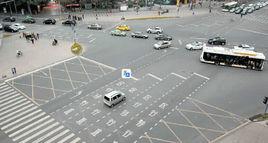 直行待行區 直行待行區