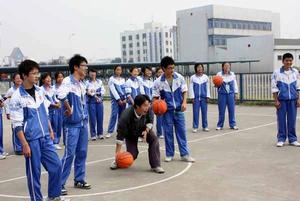 奔牛初級中學 奔牛初級中學