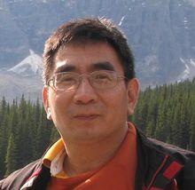 解躍峰個人照片