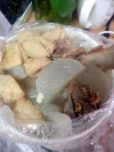 蘿蔔燉油豆腐 蘿蔔燉油豆腐