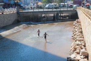 河床鋪砌 河床鋪砌