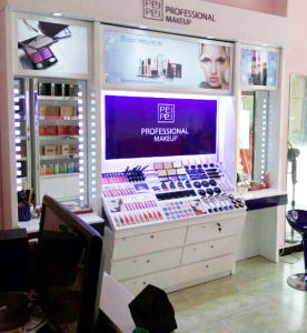 佩佩彩妝西雙版納實體店面