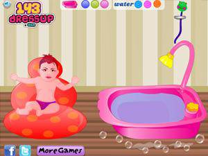幫寶寶洗澡