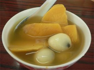 湯圓蕃薯糖水 湯圓蕃薯糖水