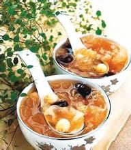 銀耳雪梨燉鳳爪 銀耳雪梨燉鳳爪