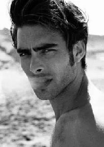 洪&middot;科塔哈雷納 Jon Kortajarena