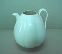 介休窯白釉壺 介休窯白釉壺