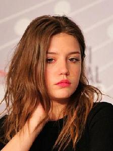 阿黛爾·艾克阿切波洛斯 阿黛爾·艾克阿切波洛斯