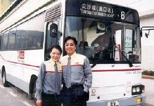 《8號巴士站站情》