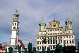 新政府廣場 新政府廣場