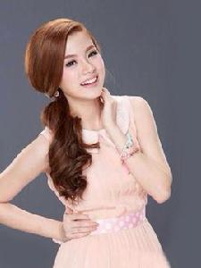 平采娜·樂維瑟派布恩 平采娜·樂維瑟派布恩