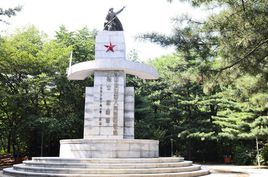 遼東解放烈士紀念塔 遼東解放烈士紀念塔