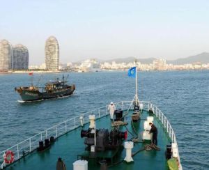 2013年1月17日，“海巡21”駛進三亞港口