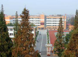 湖北省潛江市園林第二初級中學 湖北省潛江市園林第二初級中學