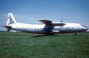 安-10運輸機 安-10運輸機