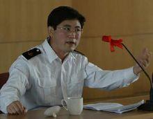 三尺講台拋碧血