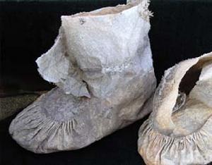 （圖）半市筒皮靴