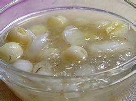 蓮子百合燉燕窩