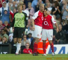 雷扎·恩納亞蒂 雷扎·恩納亞蒂