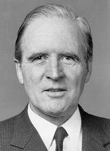 卡爾·卡斯滕斯 卡爾·卡斯滕斯