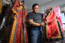 滿族旗袍製作工藝傳承人明松峰