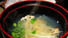 金針菇銀耳肉粒湯 金針菇銀耳肉粒湯