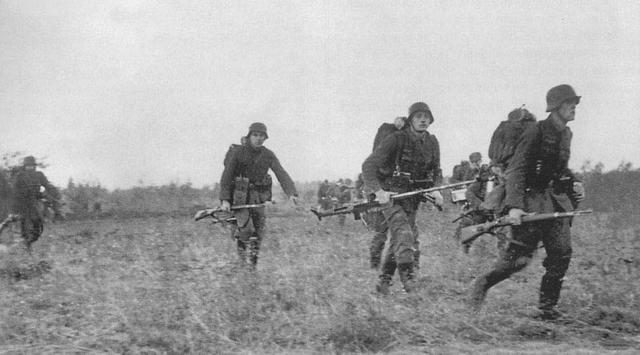 二戰德軍為何鍾情這件“燒火棍”武器?或是希特勒沒心思換!