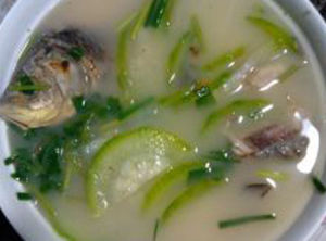 鯽魚節瓜湯 鯽魚節瓜湯