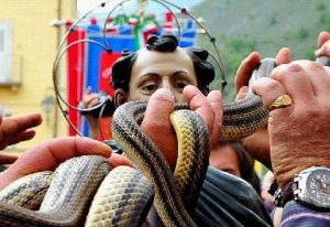 義大利傳統游蛇節