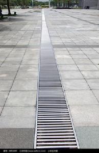 雨水管出口 雨水管出口