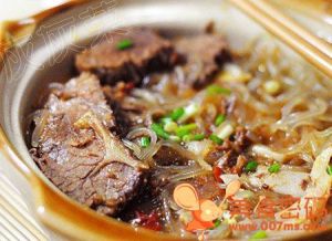 牛肉冬粉煲 牛肉冬粉煲