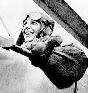 圖為美國“空中女王”艾米莉婭 埃爾哈特。