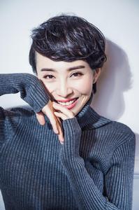 李崢[中國女性演員]