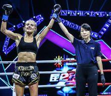 伊卡翠娜·范達耶娃