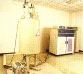 超導核磁共振譜儀 超導核磁共振譜儀