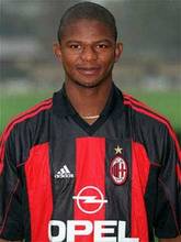 <a class="innerlink" title="胡里奧&middot;塞薩爾" href="/wiki/%E8%83%A1%E9%87%8C%E5%A5%A7%C2%B7%E5%A1%9E%E8%96%A9%E7%88%BE">胡里奧&middot;塞薩爾</a>&middot;桑托斯