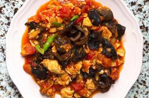 西紅柿炒木耳 西紅柿炒木耳